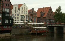 Kleiner Spielplatz im Außenbereich